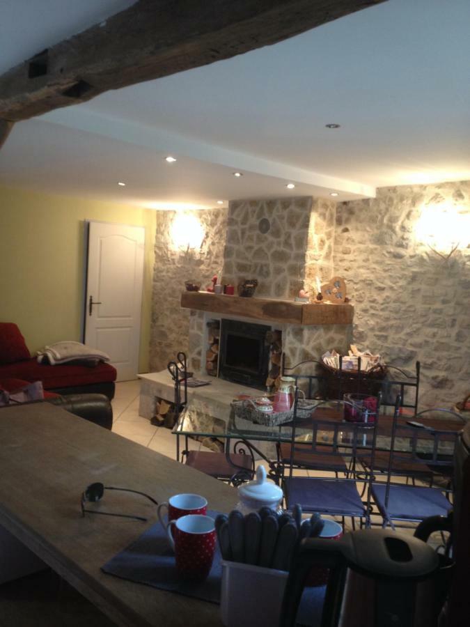 Chaleureux Appartement Nantua Buitenkant foto